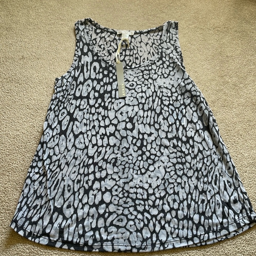 Women’s size large tank top Kenar brand